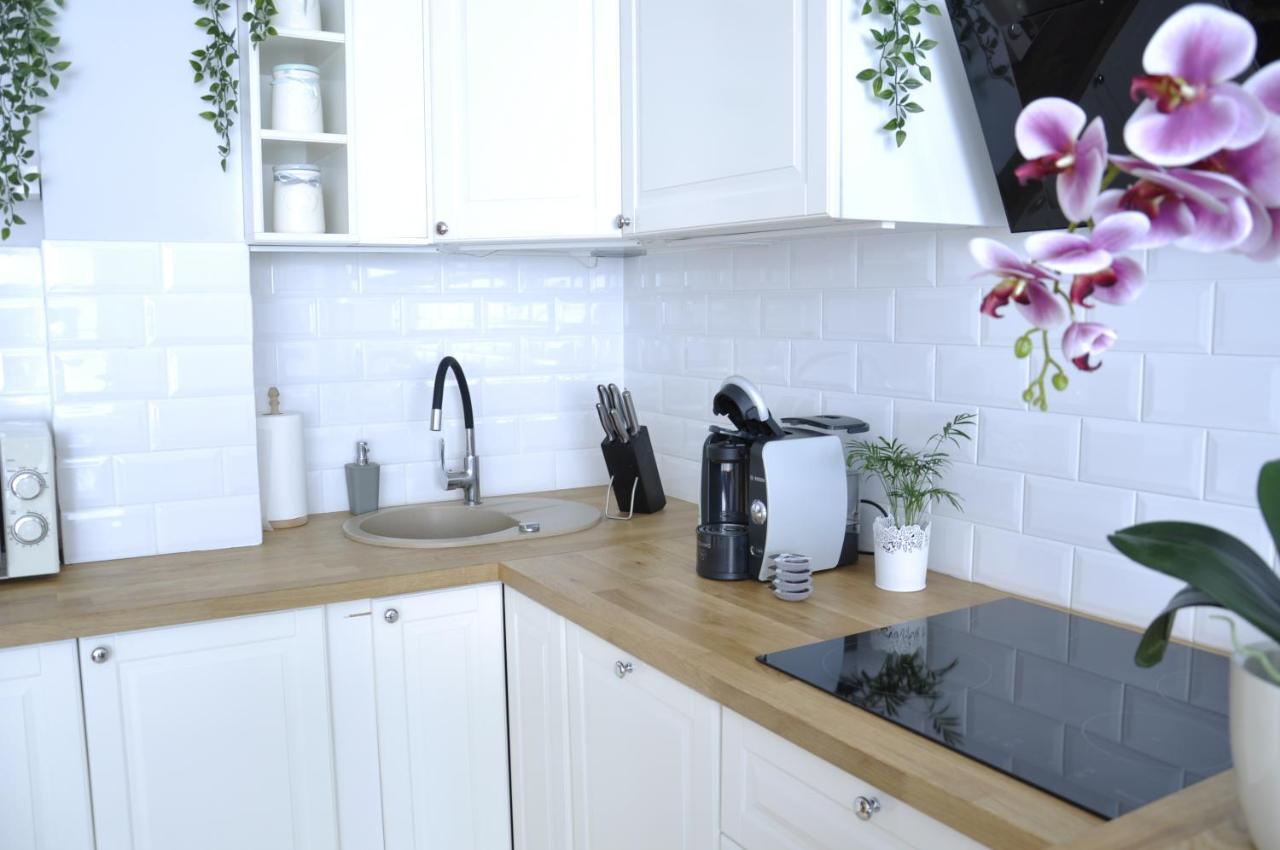 Apartament Na Teczowej Wrocław Extérieur photo